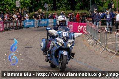 Yamaha FJR 1300 II serie
Polizia di Stato
Polizia Stradale
Allestimento Elevox
POLIZIA G3083
in scorta al Giro d'Italia 2021
Moto "18"
Parole chiave: Yamaha FJR_1300_IIserie POLIZIAG3083 Giro_D_Italia_2021