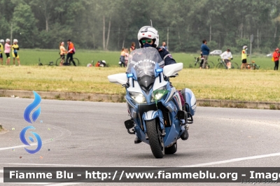 Yamaha FJR 1300 II serie
Polizia di Stato
Polizia Stradale
Allestimento Elevox
POLIZIA G3090
in scorta al Giro d'Italia 2021
Moto "Verde"
Parole chiave: Yamaha FJR_1300_IIserie POLIZIAG3090 Giro_D_Italia_2021