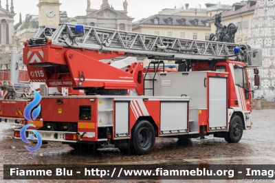 Iveco EuroFire 150E27 I serie
Vigili del Fuoco
Comando Provinciale Torino
Distaccamento Volontario di Volpiano
AutoScala allestita Iveco-Magirus e Ricondizionata Fortini
VF 28982
Parole chiave: Iveco EuroFire_150E27_Iserie VF28982 santa_barbara_2019