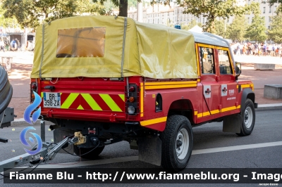 Land Rover Defender 130

France - Francia
S.D.M.I.S. 69 - Rhône et de la métropole de Lyon
Véhicule Fourgonnette d'Intervention Tout-Terrain
Parole chiave: Land-Rover Defender_130