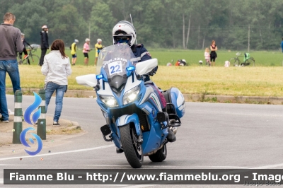 Yamaha FJR 1300 II serie
Polizia di Stato
Polizia Stradale
Allestimento Elevox
POLIZIA G3089
in scorta al Giro d'Italia 2021
Moto "22"
Parole chiave: Yamaha FJR_1300_IIserie POLIZIAG3089 Giro_D_Italia_2021