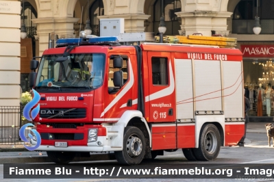  Volvo FL 290 III serie
Vigili Del Fuoco
Comando Provinciale di Torino
AutoPompaSerbatoio Allestimento BAI
ricondizionata Maleco
VF 26308
Parole chiave: Volvo FL290_IIIserie VF26308 Santa_Barbara_2021