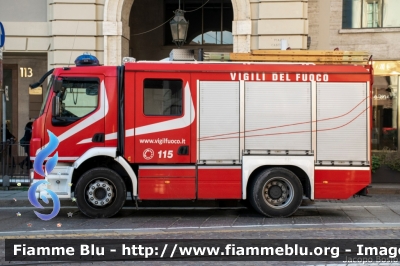  Volvo FL 290 III serie
Vigili Del Fuoco
Comando Provinciale di Torino
AutoPompaSerbatoio Allestimento BAI
ricondizionata Maleco
VF 26308
Parole chiave: Volvo FL290_IIIserie VF26308 Santa_Barbara_2021