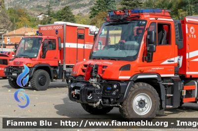 Mercedes-Benz Unimog U219
Vigili del Fuoco
Direzione Regionale per il Piemonte
Automezzo AIB allestimento BAI
Parole chiave: Mercedes-Benz Unimog_U219