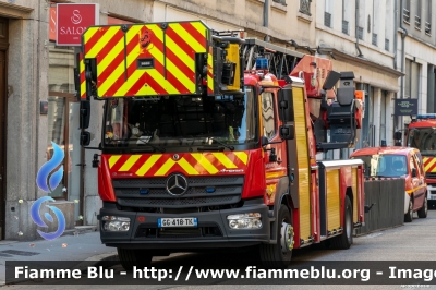 Mercedes-Benz Atego III serie
France - Francia
S.D.M.I.S. 69 - Rhône et de la métropole de Lyon
Echelle Pivotante Combinés L32A-XS
Allestimento Metz-Rosenbauer
Parole chiave: Mercedes-Benz Atego_IIIserie