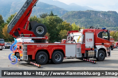 Iveco S-Way AT260S42
Vigili del Fuoco
Autoscala M42L da 42 metri allestimento Magirus
Parole chiave: Iveco S-Way_AT260S42