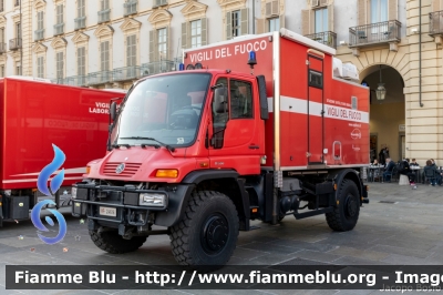 Mercedes-Bens Unimog U500
Vigili del Fuoco
Direzione Regionale per il Piemonte
Servizio Telecomunicazioni
VF24616
Parole chiave: Mercedes-Benz Unimog_U500 VF24616 Santa_Barbara_2021