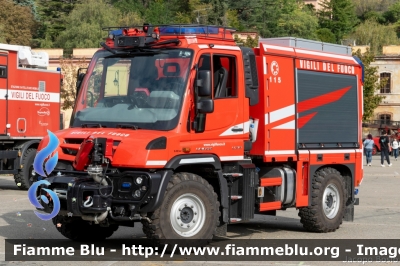 Mercedes-Benz Unimog U219
Vigili del Fuoco
Direzione Regionale per il Piemonte
Automezzo AIB allestimento BAI
Parole chiave: Mercedes-Benz Unimog_U219