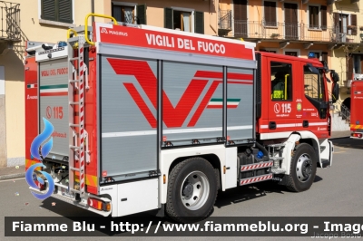 Iveco EuroCargo 120E25 IV serie
Vigili del Fuoco
Comndo Provinciale di Verbania
Distaccamento Volontario di Gravellona Toce
AutoPompaSerbatoio allestimento Iveco-Magirus
VF 32220
Parole chiave: Iveco EuroCargo_120E25_IVserie VF32220