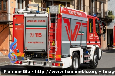 Iveco EuroCargo 120E25 IV serie
Vigili del Fuoco
Comndo Provinciale di Verbania
Distaccamento Volontario di Villadossola 
AutoPompaSerbatoio allestimento Iveco-Magirus
VF 32225
Parole chiave: Iveco EuroCargo_120E25_IVserie VF32225