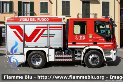 Iveco EuroCargo 120E25 IV serie
Vigili del Fuoco
Comndo Provinciale di Verbania
Distaccamento Volontario di Varzo
AutoPompaSerbatoio allestimento Iveco-Magirus
VF 32224
Parole chiave: Iveco EuroCargo_120E25_IVserie VF32224