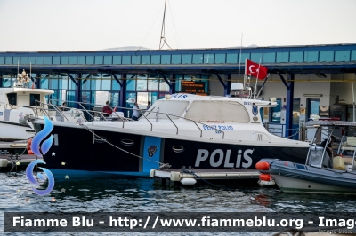 Imbarcazione
Türkiye Cumhuriyeti - Turchia
Deniz Polisi - Polizia del Mare
Parole chiave: Imbarcazione