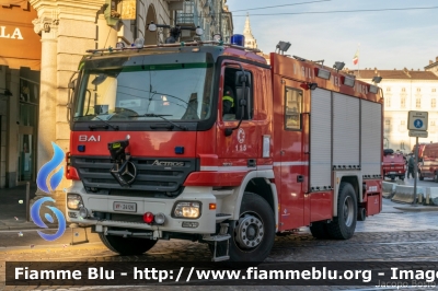 Mercedes-Benz Actros 1832 II serie
Vigili del Fuoco
Comando Provinciale di Torino
AutoPompaSerbatoio bimodale (strada-rotaia) allestimento Bai
VF 24126
Parole chiave: Mercedes-Benz Actros_1832_II serie VF24126 Santa_Barbara_2021