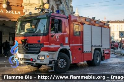 Mercedes-Benz Actros 1832 II serie
Vigili del Fuoco
Comando Provinciale di Torino
AutoPompaSerbatoio bimodale (strada-rotaia) allestimento Bai
VF 24126
Parole chiave: Mercedes-Benz Actros_1832_II serie VF24126 Santa_Barbara_2021