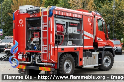 Mercedes-Benz Unimog U219
Vigili del Fuoco
Direzione Regionale per il Piemonte
Automezzo AIB allestimento BAI
Parole chiave: Mercedes-Benz Unimog_U219