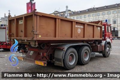 Iveco 330-26
Vigili del Fuoco
Comando Provinciale di Torino
Esemplare ricondizionato 
VF 17292
Parole chiave: Iveco 330-26 VF17292 Santa_Barbara_2018