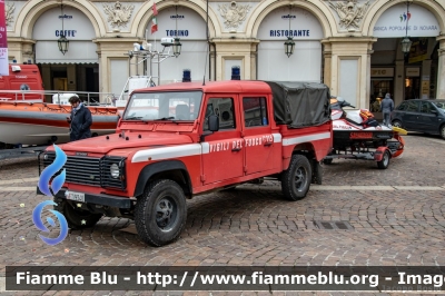 Land Rover Defender 130
Vigili del Fuoco
Comando Provinciale di Torino
VF19340
Parole chiave: Land_Rover Defender_130 VF19340 Santa_Barbara_2018