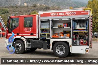 Iveco EuroCargo 120E25 IV serie
Vigili del Fuoco
Comando Provinciale di Torino
AutoPompaSerbatoio allestimento Magirus
VF 31715
Parole chiave: Iveco EuroCargo_120E25_IVserie VF31715