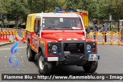 Land Rover Defender 130

France - Francia
S.D.M.I.S. 69 - Rhône et de la métropole de Lyon
Véhicule Fourgonnette d'Intervention Tout-Terrain
Parole chiave: Land-Rover Defender_130