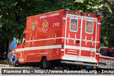 Mercedes-Benz Sprinter II serie
Portugal - Portogallo
Bombeiros Voluntários de Lisboa
Ambulância de Socorro
Parole chiave: Mercedes-Benz Sprinter_IIserie