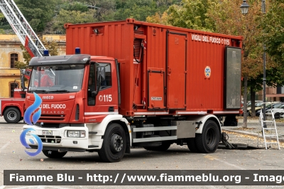 Iveco EuroCargo 180E28 II Serie
Vigili del Fuoco
Comando Provinciale di Torino
Nucleo NBCR
Allestimento Iveco-Magirus
VF 23714
Parole chiave: Iveco EuroCargo_180E28_II_Serie VF23714 