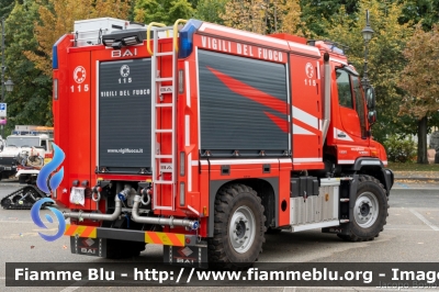 Mercedes-Benz Unimog U219
Vigili del Fuoco
Direzione Regionale per il Piemonte
Automezzo AIB allestimento BAI
Parole chiave: Mercedes-Benz Unimog_U219