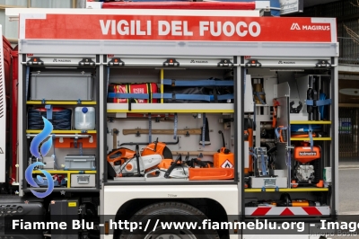 Iveco EuroCargo 120E25 IV serie
Vigili del Fuoco
Comndo Provinciale di Verbania
Distaccamento Volontario di Baceno
AutoPompaSerbatoio allestimento Iveco-Magirus
VF 32218
Parole chiave: Iveco EuroCargo_120E25_IVserie VF32218