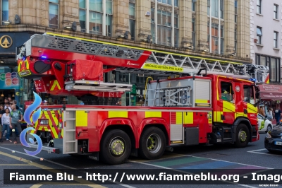 Scania P500
Éire - Ireland - Irlanda
Dublin Fire Brigade
Turntable Ladder 42 metri allestimento Emergency One - Magirus
Parole chiave: Scania P500