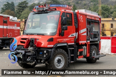 Mercedes-Benz Unimog U219
Vigili del Fuoco
Direzione Regionale per il Piemonte
Automezzo AIB allestimento BAI
Parole chiave: Mercedes-Benz Unimog_U219