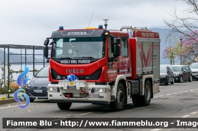 Iveco EuroCargo 120E25 IV serie
Vigili del Fuoco
Comndo Provinciale di Verbania
Distaccamento Volontario di Stresa
AutoPompaSerbatoio allestimento Iveco-Magirus
VF 32222
Parole chiave: Iveco EuroCargo_120E25_IVserie VF32222