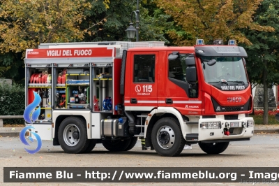 Iveco EuroCargo 120E25 IV serie
Vigili del Fuoco
Comando Provinciale di Torino
AutoPompaSerbatoio allestimento Magirus
VF 31715
Parole chiave: Iveco EuroCargo_120E25_IVserie VF31715