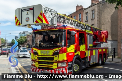 Scania P500
Éire - Ireland - Irlanda
Dublin Fire Brigade
Turntable Ladder 42 metri allestimento Emergency One - Magirus
Parole chiave: Scania P500