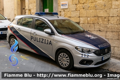 Fiat Nuova Tipo 5 porte
Repubblika ta' Malta - Malta
Pulizija
Parole chiave: Fiat Nuova_Tipo 5_porte