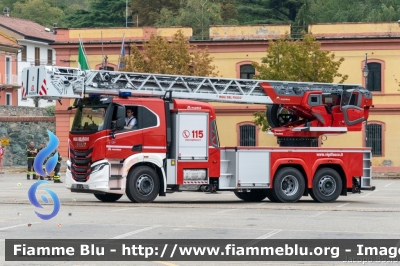 Iveco S-Way AT260S42
Vigili del Fuoco
AutoScala M42L da 42 metri allestimento Magirus
Parole chiave: Iveco S-Way_AT260S42