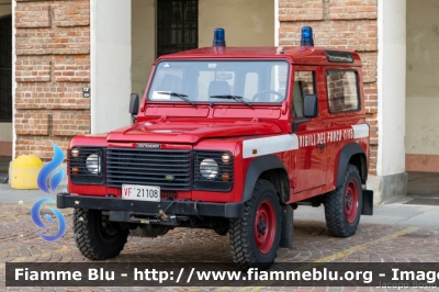 Land Rover Defender 90
Vigili del Fuoco
Comando Provinciale di Torino
Distaccamento Volontario di Santena
VF 21108
Parole chiave: Land-Rover Defender_90 VF21108 Santa_Barbara_2021