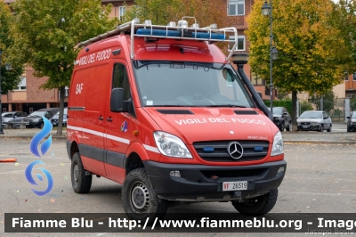 Mercedes-Benz Sprinter 4x4 III serie
Vigili del Fuoco
Comando Provinciale di Torino
Nucleo Speleo Alpino Fluviale
AutoFurgone allestimento Baggio&DeSordi con trazione integrale Iglhaut
VF 26519
Parole chiave: Mercedes-Benz Sprinter_4x4_IIIserie VF26519