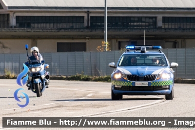 Skoda Octavia Wagon V serie
Polizia di Stato
Polizia Stradale
Allestimento Focaccia
Decorazione Grafica Artlantis
POLIZIA M4776
Parole chiave: Giro_D_Italia_2020 Skoda Octavia_Wagon_Vserie POLIZIAM4776