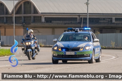 Skoda Octavia Wagon V serie
Polizia di Stato
Polizia Stradale
Allestimento Focaccia
Decorazione Grafica Artlantis
POLIZIA M4776
Parole chiave: Giro_D_Italia_2020 Skoda Octavia_Wagon_Vserie POLIZIAM4776