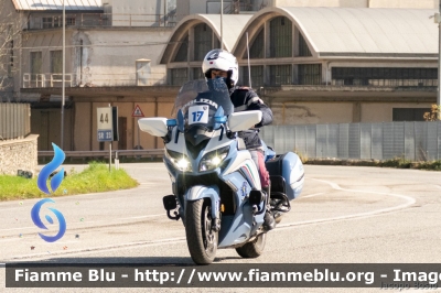 Yamaha FJR 1300 II serie
Polizia di Stato
Polizia Stradale
Allestimento Elevox
POLIZIA G3109
in scorta al Giro d'Italia 2020
Moto 17
Parole chiave: Yamaha FJR_1300_IIserie POLIZIAG3109 Giro_D_Italia_2020