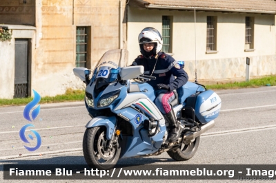 Yamaha FJR 1300 II serie
Polizia di Stato
Polizia Stradale
Allestimento Elevox
POLIZIA G3104
in scorta al Giro d'Italia 2020
Moto 20
Parole chiave: Yamaha FJR_1300_IIserie POLIZIAG3104 Giro_D_Italia_2020