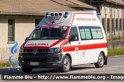 Volkswagen Transporter T6
Croce Rossa Italiana
Comitato Locale di Lipomo (CO)
Allestimento Aricar
CRI 377 AG
In scorta al Giro d'Italia 2020
Parole chiave: Volkswagen Transporter_T6 CRI377AG Ambulanza Giro_D_Italia_2020