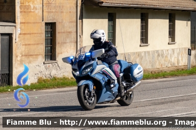 Yamaha FJR 1300 II serie
Polizia di Stato
Polizia Stradale
Allestimento Elevox
POLIZIA G3103
in scorta al Giro d'Italia 2020
Moto 27
Parole chiave: Yamaha FJR_1300_IIserie POLIZIAG3103 Giro_D_Italia_2020