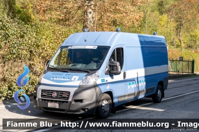 Fiat Ducato X250
Polizia di Stato
Polizia Stradale
Officina Mobile
POLIZIA H3293
in scorta al Giro d'Italia 2020
Parole chiave: Fiat Ducato_X250 POLIZIAH3293 Giro_D_Italia_2020