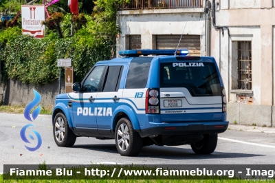 Land Rover Discovery 4
Polizia di Stato
Reparto Prevenzione Crimine
Unità Operativa di Primo Intervento
Allestimento Marazzi
Decorazione Grafica Artlantis
POLIZIA M2608
Parole chiave: Land_Rover Discovery_4 POLIZIAM2608 Giro_D_Italia_2019