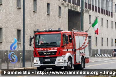 Man TGM 15.250 III serie
Vigili del Fuoco
Comando Provinciale di Milano
AutoPompaSerbatoio allestimento BAI
VF 30961
Parole chiave: Man TGM_15.250_IIIserie VF30961