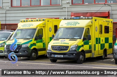 Mercedes-Benz Sprinter III serie restyle
Éire - Ireland - Irlanda
National Ambulance Service
Paramedic Unit
Parole chiave: Mercedes-Benz Sprinter_IIIserie_restyle