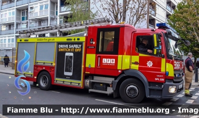 Mercedes-Benz Atego III serie
Great Britain - Gran Bretagna
London Fire Brigade
Whitechapel Fire Station
Parole chiave: Mercedes-Benz Atego_IIIserie