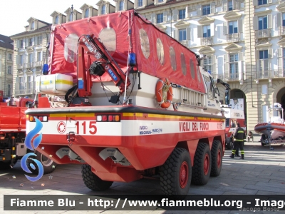 Iveco Magirus Marconi Duffy 6x6/4
Vigili del Fuoco
Comando Provinciale di Torino
Mezzo Anfibio
VF 25395
Parole chiave: Iveco Magirus Marconi Duffy_6x6/4 VF25395 Santa_Barbara_VVF_2012