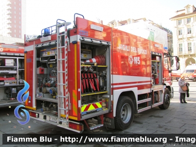 Iveco EuroCarco 180E30 III serie
Vigili del Fuoco
Comando Provinciale di Torino
AutoBottePompa allestimento Iveco-Magirus
*Variante*
VF25397
Parole chiave: Iveco EuroCargo_180E30_III_serie VF25397