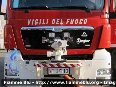 Man TGS 33.540 6x6 I serie
Vigili del Fuoco
Comando Provinciale di Torino
Distaccamento Aeroportuale di Torino Caselle
Allestimento Ziegler / Aris Fire
VF 27110
Parole chiave: VF27110 Man TGS_33.540_6x6_Iserie